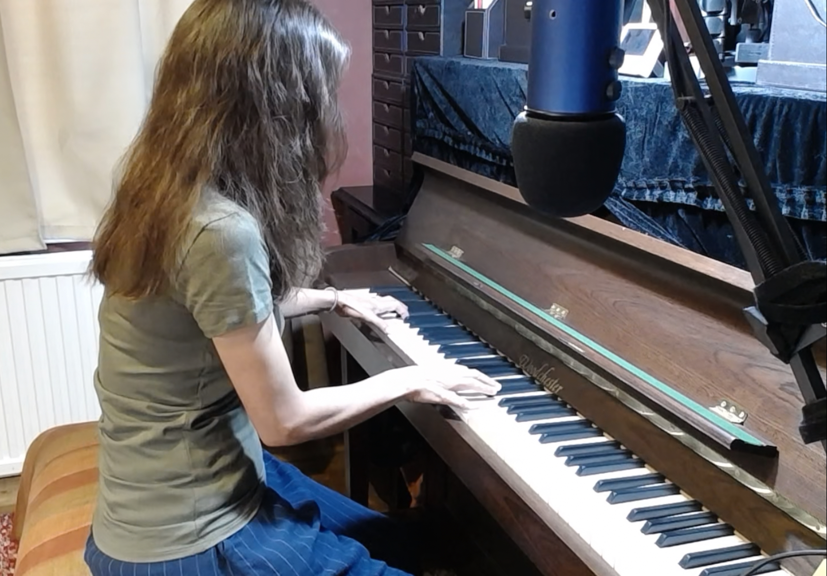 Holding Ground, Shuffle in F – 12 bar blues improvisation