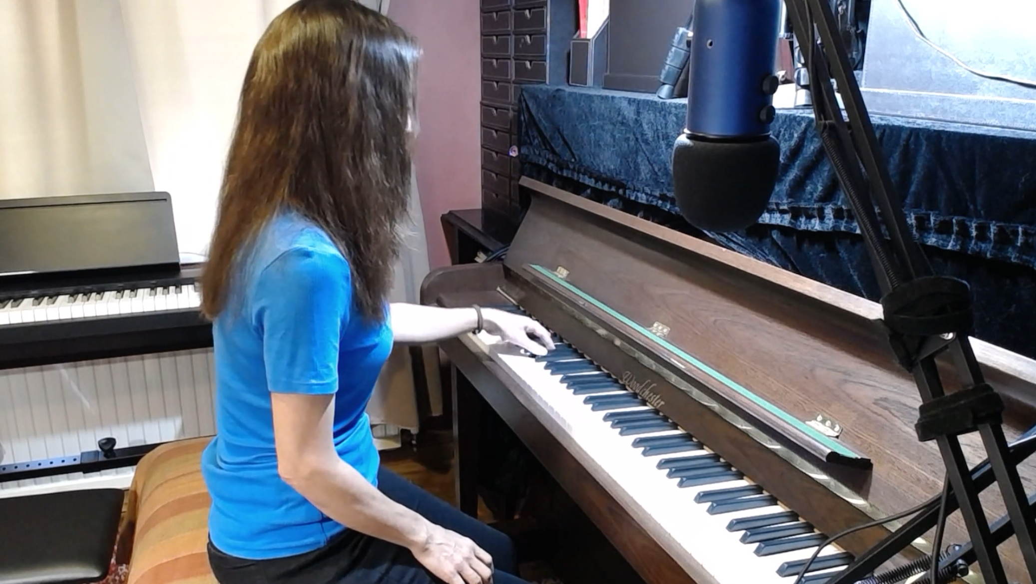 Slow Burn Shuffle – 12-Bar Blues Piano Improvisation