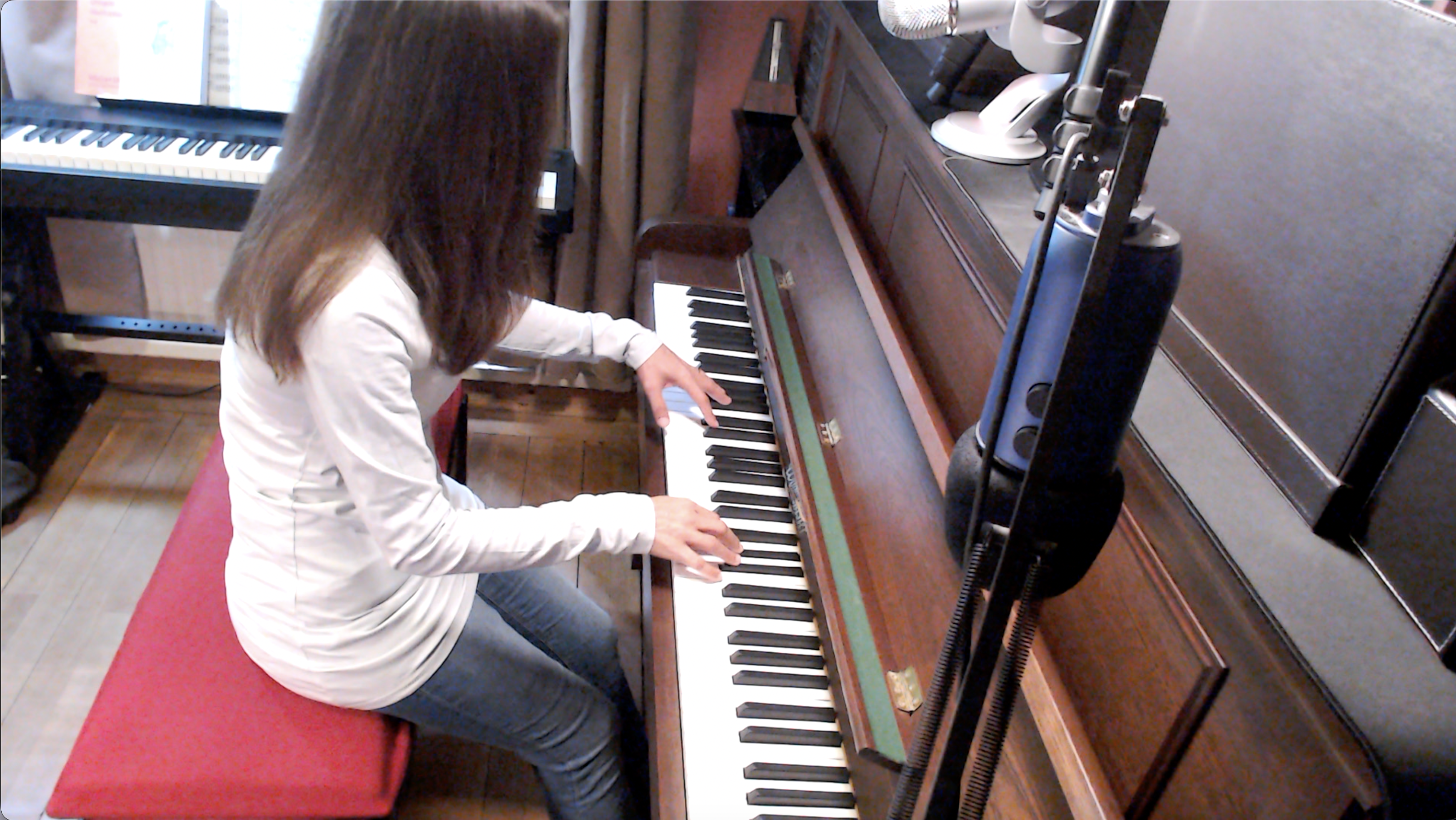 A Message Washed Ashore — Improvisation in B♭ Dorian, F♯ Phrygian Dominant, E Aeolian & D Mixolydian ♭6