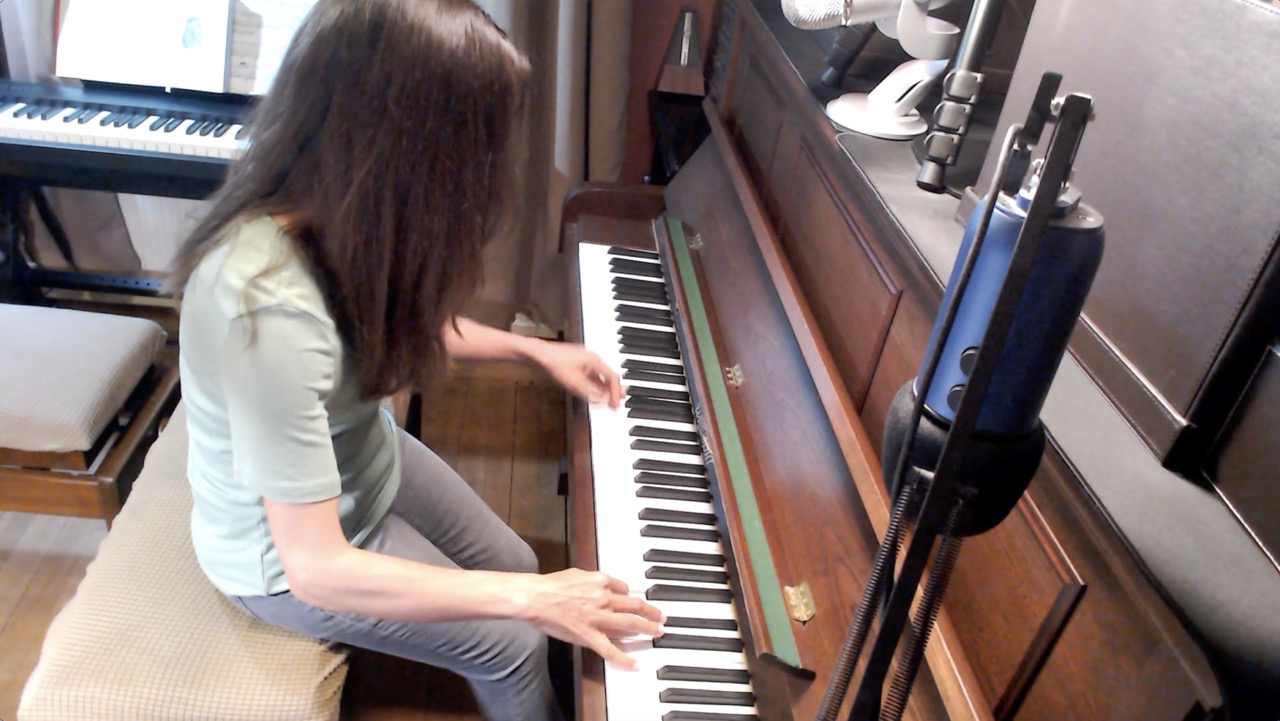 Oneiric Realm — Improvisation in F Lydian Augmented, F♯ Aeolian & D Major